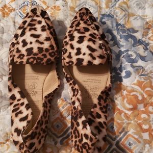 Leopard flats